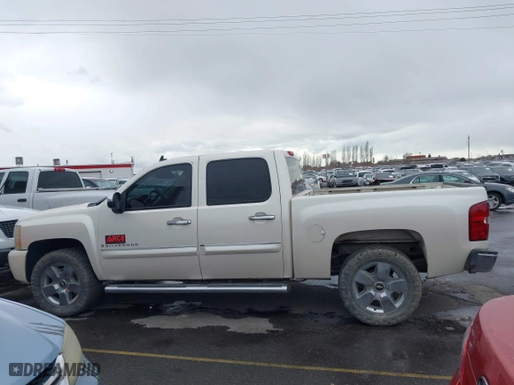 2009 Chevrolet Silverado 1500 LTZ with VIN 3GCEK33379G278538, listed as a IAAI auction lot 41713259 with 228,197 mi miles. Bid and sale history available at carsss.com. Image 14.