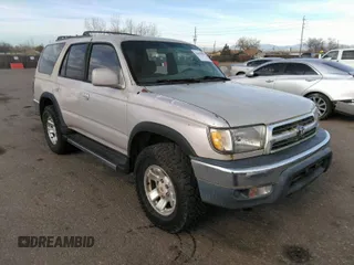 2000 Toyota 4Runner SR5 with VIN JT3GN86R5Y0138699, listed as a IAAI auction lot 41910813 with 188,852 mi miles and . Bid and sale history available at DreamBid. Image 1.