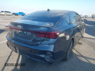 2024 Kia Forte GT-Line with VIN 3KPF54AD0RE778582, listed as a IAAI auction lot 41323938 with 5,678 mi miles. Bid and sale history available at carsss.com. Image 4.