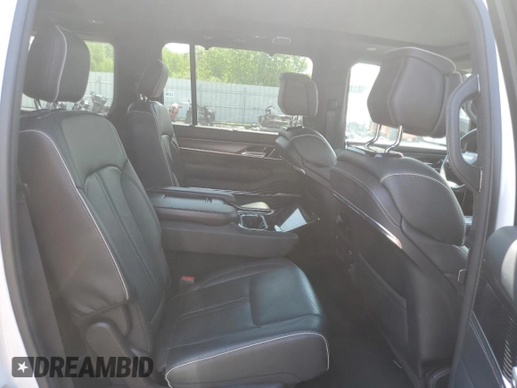 2024 Jeep Grand Wagoneer Series II Obsidian с VIN 1C4SJVFP3RS105415, выставлен на аукционе Copart как лот 56822265 с пробегом 28 124 миль миль и Чистый • Clean title. История ставок и продаж доступна на DreamBid. Изображение 11.