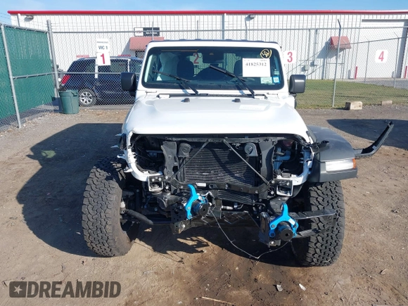 2024 Jeep Wrangler Willys z VIN 1C4RJXN60RW162960, wystawiony jako IAAI lot #41825312 z przebiegiem 16 538 mil mil oraz . Historia ofert i sprzedaży dostępna na DreamBid. Obrazek 12.