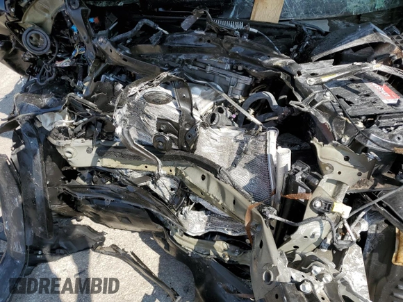 2018 Toyota RAV4 XLE z VIN 2T3RFREV5JW767239, wystawiony jako Copart lot #53781833 z przebiegiem Nie podano mil oraz Szkoda całkowita • Salvage title. Historia ofert i sprzedaży dostępna na DreamBid. Obrazek 13.