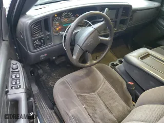 2006 Chevrolet Silverado 1500 LS with VIN 2GCEK13VX61352920, listed as a Copart auction lot 44440435 with 201,393 mi miles and Salvage Title. Bid and sale history available at carsss.com. Image 8.