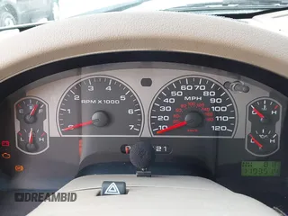 2008 Ford F-150 STX с VIN 1FTRX12WX8FB96483, выставлен на аукционе IAAI как лот 41516003 с пробегом 119 351 миль миль и . История ставок и продаж доступна на DreamBid. Изображение 7.