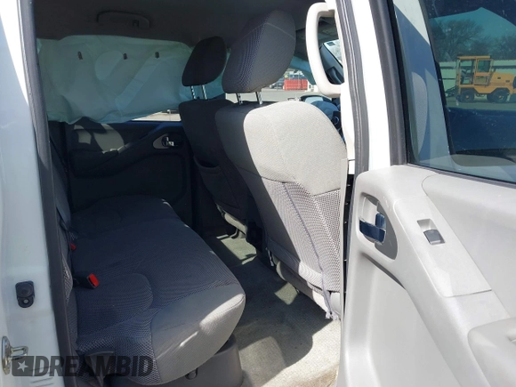 2016 Nissan Frontier SV z VIN 1N6AD0ER8GN782851, wystawiony jako IAAI lot #41731187 z przebiegiem 137 461 mil mil oraz . Historia ofert i sprzedaży dostępna na DreamBid. Obrazek 8.