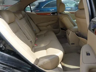 2006 Lexus ES 330 with VIN JTHBA30G165155199, listed as a IAAI auction lot 42115102 with 258,440 mi miles. Bid and sale history available at carsss.com. Image 8.
