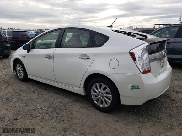 2013 Toyota Prius Plug-In with VIN JTDKN3DP5D3033633, listed as a Copart auction lot 50268465 with 191,954 mi miles and Salvage Title. Bid and sale history available at carsss.com. Image 2.