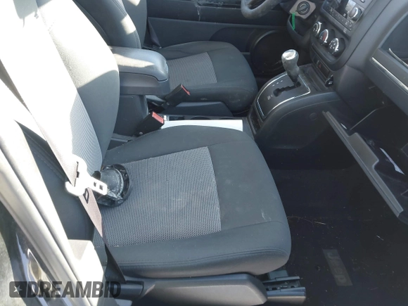 2012 Jeep Compass Sport with VIN 1C4NJDBB5CD685098, listed as a IAAI auction lot 41456429 with 157,334 mi miles. Bid and sale history available at carsss.com. Image 5.