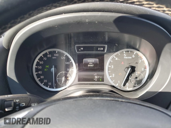 2017 Infiniti QX30 Luxury with VIN SJKCH5CR6HA021094, listed as a Copart auction lot 82018264 with 89,987 mi miles and Salvage title. Bid and sale history available at DreamBid. Image 9.