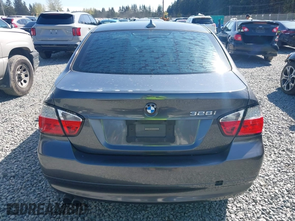 2007 BMW 3 Series 328i z VIN WBAVA33577PV67655, wystawiony jako IAAI lot #42036424 z przebiegiem 217 957 mil mil oraz . Historia ofert i sprzedaży dostępna na DreamBid. Obrazek 17.