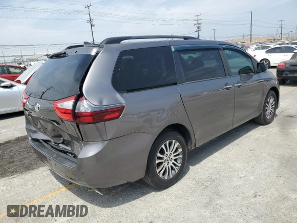 2020 Toyota Sienna XLE Auto Access Seat с VIN 5TDYZ3DC5LS054345, выставлен на аукционе Copart как лот 58808945 с пробегом Не указан миль и Списание • Salvage title. История ставок и продаж доступна на DreamBid. Изображение 3.