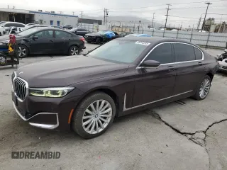 2020 BMW 7 Series 740i z VIN WBA7T2C04LCD14332, wystawiony jako Copart lot #48348235 z przebiegiem 68 401 mil mil oraz Szkody całkowita. Historia ofert i sprzedaży dostępna na DreamBid. Obrazek 1.