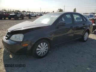 2008 Suzuki Forenza z VIN KL5JD56ZX8K974392, wystawiony jako Copart lot #64694854 z przebiegiem 145 180 mil mil oraz Szkody całkowita. Historia ofert i sprzedaży dostępna na DreamBid. Obrazek 1.