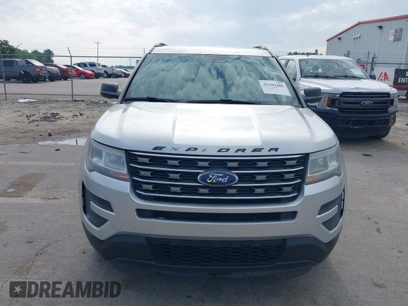 2017 Ford Explorer with VIN 1FM5K8BH8HGA89753, listed as a IAAI auction lot 42109485 with 151,757 mi miles and . Bid and sale history available at carsss.com. Image 12.
