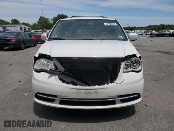 2016 Chrysler Town & Country Touring with VIN 2C4RC1BG8GR260127, listed as a Copart auction lot 60160004 with 211,161 mi miles and Salvage Title. Bid and sale history available at DreamBid. Image 5.