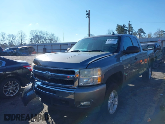 2009 Chevrolet Silverado 1500 LT with VIN 1GCEK29J59Z146698, listed as a IAAI auction lot 41812415 with 232,632 mi miles. Bid and sale history available at carsss.com. Image 17.