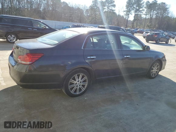2008 Toyota Avalon XL z VIN 4T1BK36B68U296316, wystawiony jako Copart lot #43240775 z przebiegiem 174 726 mil mil oraz Szkoda całkowita • Salvage title. Historia ofert i sprzedaży dostępna na DreamBid. Obrazek 3.