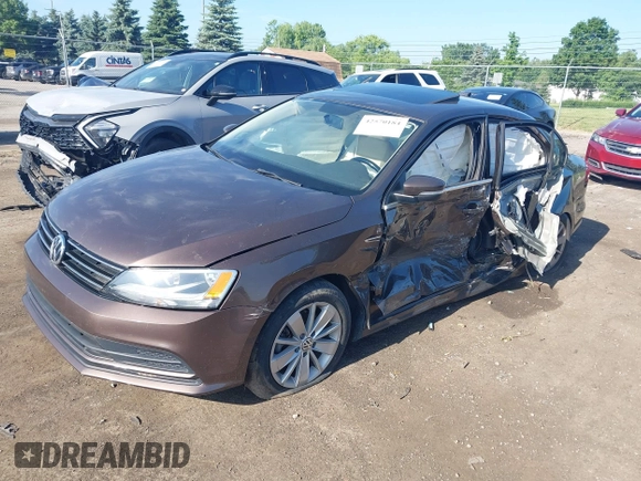 2015 Volkswagen Jetta Sport z VIN 3VWD17AJ5FM411217, wystawiony jako IAAI lot #42563776 z przebiegiem 84 520 mil mil oraz . Historia ofert i sprzedaży dostępna na DreamBid. Obrazek 17.