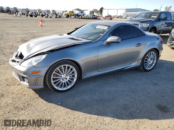 2010 Mercedes-Benz SLK-Class SLK 300 with VIN WDBWK5EA8AF230093, listed as a Copart auction lot 44032485 with 30,305 mi miles and Salvage Title. Bid and sale history available at carsss.com. Image 1.