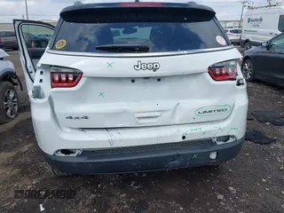 2025 Jeep Compass Limited with VIN 3C4NJDCN0ST502532, listed as a IAAI auction lot 42438283 with 2,709 mi miles and . Bid and sale history available at DreamBid. Image 6.