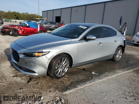 2021 Mazda 3 Select with VIN 3MZBPBBL4MM253314, listed as a Copart auction lot 47043885 with 100,922 mi miles and Non Repairable. Bid and sale history available at carsss.com. Image 1.