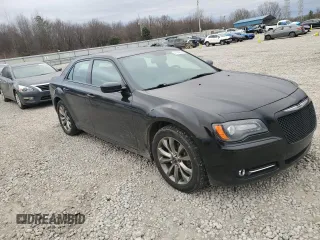 2014 Chrysler 300 with VIN 2C3CCAGG7EH384749, listed as a Copart auction lot 44434625 with 197,203 mi miles and Salvage Title. Bid and sale history available at carsss.com. Image 4.