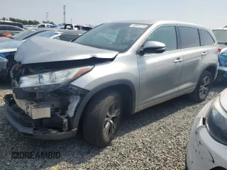 2017 Toyota Highlander LE z VIN 5TDZZRFH9HS195202, wystawiony jako Copart lot #56974715 z przebiegiem 93 474 mil mil oraz Nie do naprawy • Non repairable. Historia ofert i sprzedaży dostępna na DreamBid. Obrazek 1.