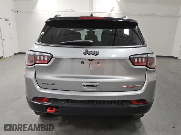 2020 Jeep Compass Trailhawk with VIN 3C4NJDDB7LT163533, listed as a Copart auction lot 55056085 with 9,815 mi miles and Clean Title. Bid and sale history available at carsss.com. Image 6.