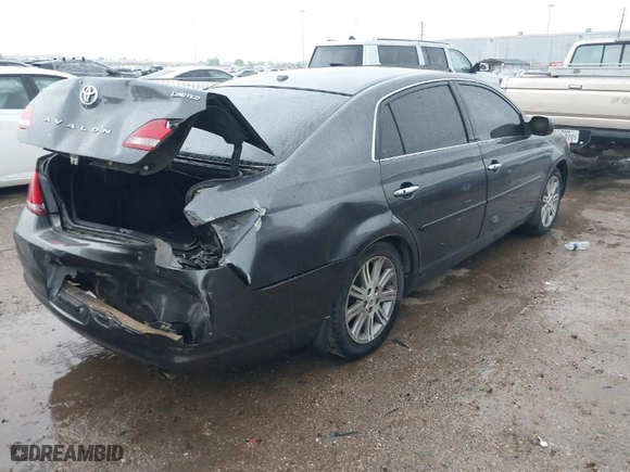 2009 Toyota Avalon XL with VIN 4T1BK36B19U333046, listed as a IAAI auction lot 41895870 with 185,626 mi miles. Bid and sale history available at carsss.com. Image 4.