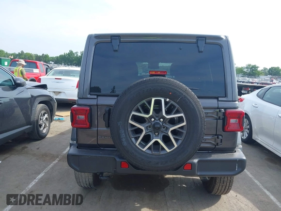 2025 Jeep Wrangler Sahara with VIN 1C4PJXEN5SW525130, listed as a IAAI auction lot 42174096 with 5,387 mi miles and . Bid and sale history available at DreamBid. Image 16.