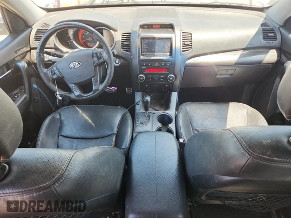 2012 Kia Sorento SX with VIN 5XYKWDA25CG289423, listed as a Copart auction lot 66459815 with 186,357 mi miles and Clean title. Bid and sale history available at DreamBid. Image 8.