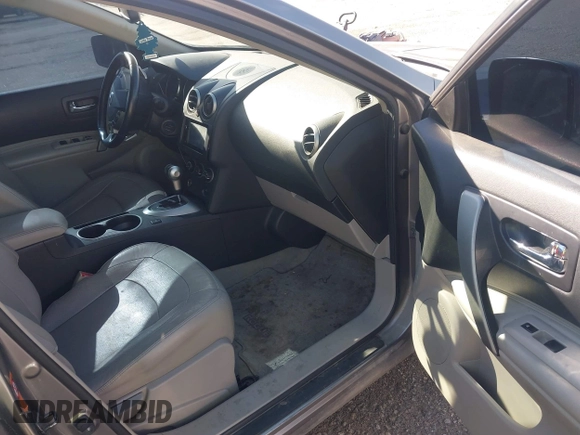 2009 Nissan Rogue S with VIN JN8AS58VX9W440060, listed as a IAAI auction lot 42067756 with 117,849 mi miles. Bid and sale history available at carsss.com. Image 5.