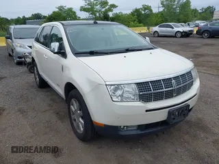 2008 Lincoln MKX with VIN 2LMDU88C18BJ33105, listed as a IAAI auction lot 42617092 with 207,787 mi miles and . Bid and sale history available at DreamBid. Image 6.