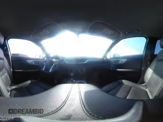 2021 Chevrolet Blazer LT с VIN 3GNKBDRS2MS510306, выставлен на аукционе IAAI как лот 42267830 с пробегом 96 745 миль миль и . История ставок и продаж доступна на DreamBid. Изображение 18.