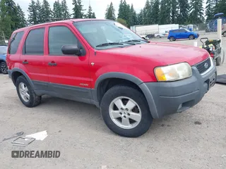 2002 Ford Escape XLT Choice с VIN 1FMYU04192KD87824, выставлен на аукционе IAAI как лот 42510220 с пробегом Не указан миль и . История ставок и продаж доступна на DreamBid. Изображение 1.