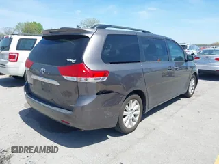 2012 Toyota Sienna XLE AAS with VIN 5TDYK3DCXCS251984, listed as a IAAI auction lot 42235046 with 126,404 mi miles and . Bid and sale history available at DreamBid. Image 4.