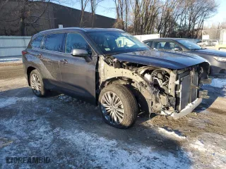 2022 Toyota Highlander Platinum with VIN 5TDFZRBH6NS177826, listed as a Copart auction lot 41782275 with 52,041 mi miles and Salvage Title. Bid and sale history available at carsss.com. Image 4.