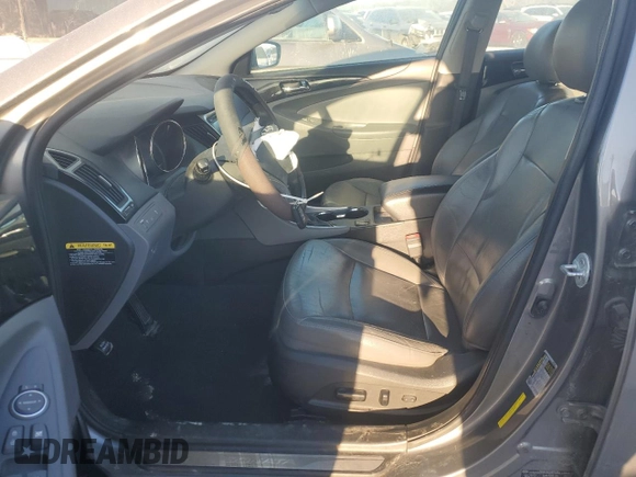 2013 Hyundai Sonata Limited with VIN 5NPEC4AC1DH677807, listed as a Copart auction lot 84562644 with 97,325 mi miles and Salvage Title. Bid and sale history available at DreamBid. Image 7.