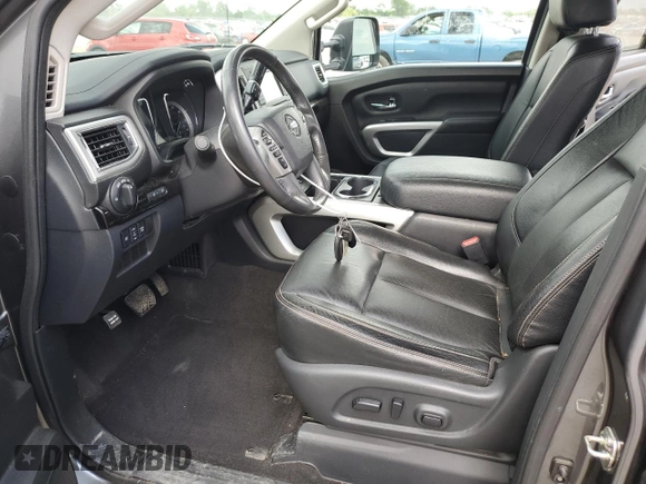 2017 Nissan Titan SV z VIN 1N6AA1E53HN539039, wystawiony jako Copart lot #58236775 z przebiegiem 67 033 mil mil oraz Szkoda całkowita • Salvage title. Historia ofert i sprzedaży dostępna na DreamBid. Obrazek 7.