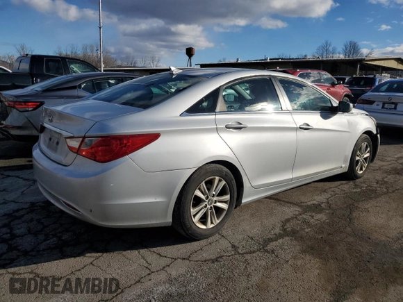 2011 Hyundai Sonata GLS with VIN 5NPEB4AC1BH245668, listed as a Copart auction lot 43205705 with 189,547 mi miles and Non Repairable. Bid and sale history available at DreamBid. Image 3.