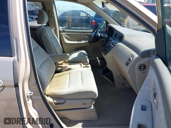 2001 Honda Odyssey EX z VIN 2HKRL18611H553161, wystawiony jako IAAI lot #42339181 z przebiegiem 89 235 mil mil oraz . Historia ofert i sprzedaży dostępna na DreamBid. Obrazek 5.