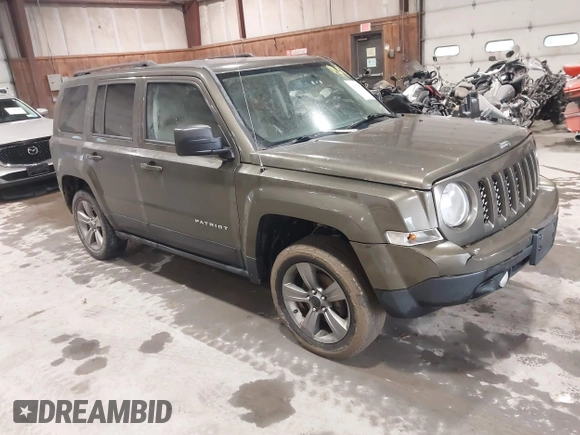2015 Jeep Patriot Latitude z VIN 1C4NJRFB9FD417747, wystawiony jako IAAI lot #42527555 z przebiegiem 290 316 mil mil oraz . Historia ofert i sprzedaży dostępna na DreamBid. Obrazek 1.