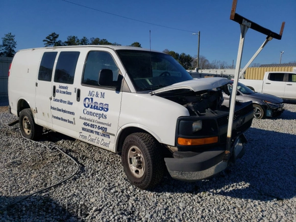 2012 Chevrolet Express Cargo z VIN 1GCWGFCAXC1184326, wystawiony jako Copart lot #88801015 z przebiegiem 393 415 mil mil oraz Szkoda całkowita • Salvage title. Historia ofert i sprzedaży dostępna na DreamBid. Obrazek 4.