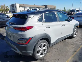 2022 Hyundai Kona SEL with VIN KM8K62AB8NU832281, listed as a IAAI auction lot 40632207 with 70,885 mi miles and . Bid and sale history available at DreamBid. Image 4.