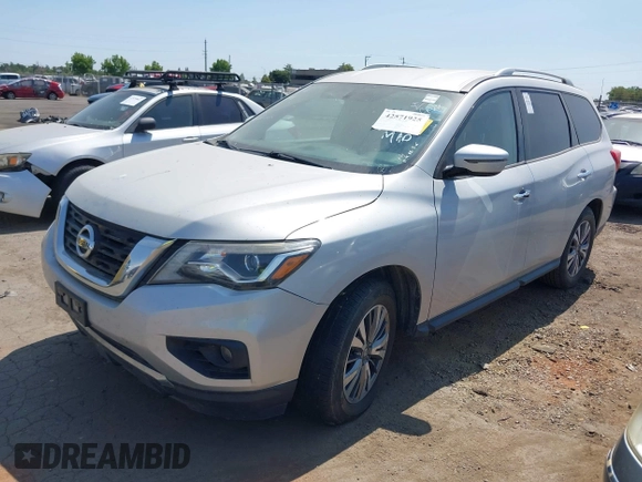 2019 Nissan Pathfinder SV with VIN 5N1DR2MN1KC624928, listed as a IAAI auction lot 42571925 with 77,427 mi miles and . Bid and sale history available at DreamBid. Image 2.