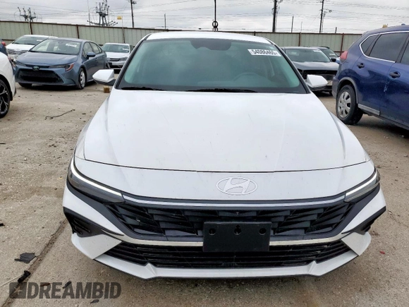 2024 Hyundai Elantra SE with VIN KMHLL4DG3RU828340, listed as a Copart auction lot 54086465 with 11,698 mi miles and Clean title. Bid and sale history available at DreamBid. Image 5.