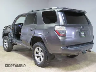 2018 Toyota 4Runner SR5 with VIN JTEBU5JR7J5606564, listed as a Copart auction lot 44790425 with 149,936 mi miles and Salvage Title. Bid and sale history available at carsss.com. Image 4.