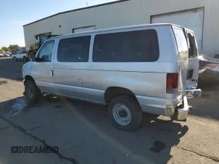2007 Ford Econoline Passenger XL with VIN 1FBNE31L67DB06686, listed as a Copart auction lot 71796304 with 268,977 mi miles and Salvage Title. Bid and sale history available at carsss.com. Image 2.