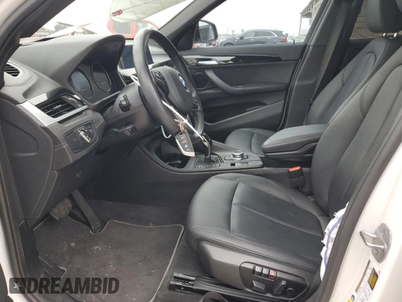 2022 BMW X1 xDrive28i с VIN WBXJG9C06N5U54122, выставлен на аукционе Copart как лот 45427915 с пробегом 46 803 миль миль и Списание • Salvage title. История ставок и продаж доступна на DreamBid. Изображение 7.