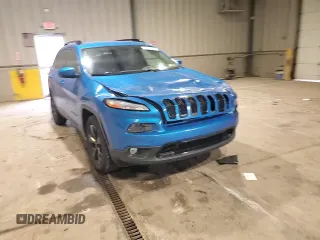 2018 Jeep Cherokee Limited z VIN 1C4PJMDB9JD617020, wystawiony jako Copart lot #55387035 z przebiegiem 70 146 mil mil oraz Szkoda całkowita • Salvage title. Historia ofert i sprzedaży dostępna na DreamBid. Obrazek 14.